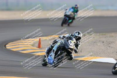 media/Sep-24-2022-CVMA (Sat) [[a45f954247]]/Race 15 500 Supersport-350 Supersport/